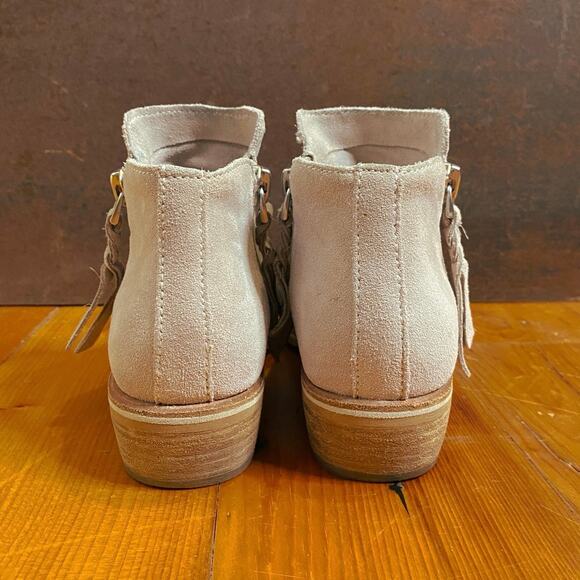 Dolce Vita Super Soft Pale Beige Suede Ankle Boot, Women’s US 7 - Picture 4 of 6